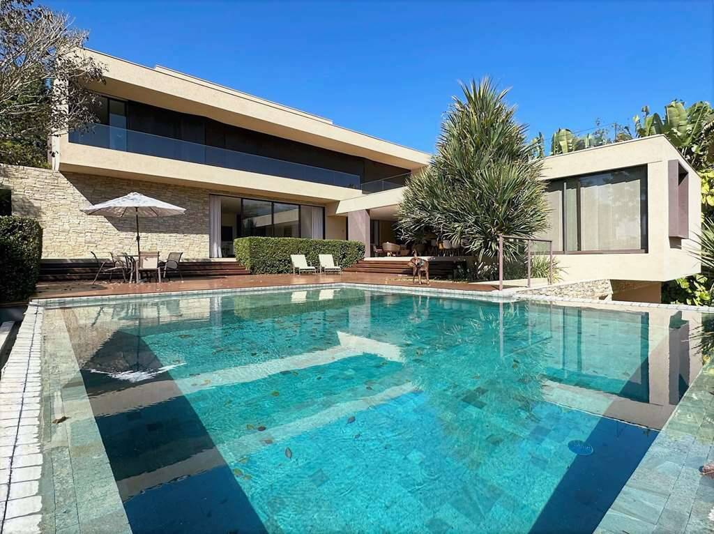 Casa de condomínio à venda com 5 quartos - Vila de São Fernando,