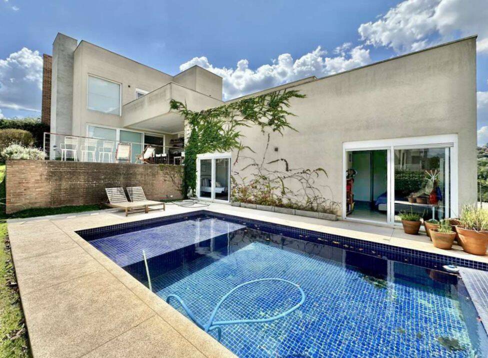 Casa à venda com 4 quartos, 408,73 m²m² - Jandira,