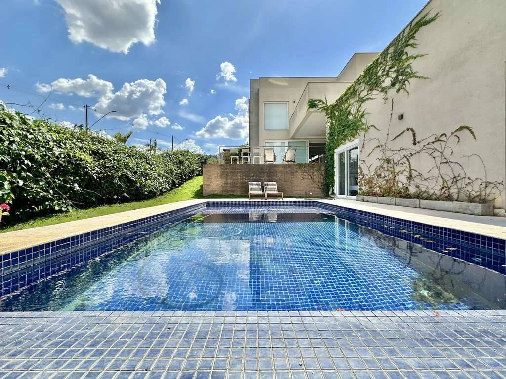 Casa à venda com 4 quartos, 408,73 m²m² - Jandira,