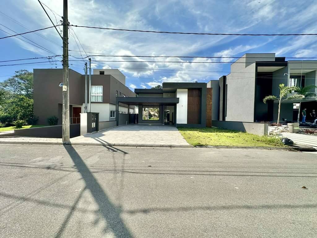  - Cond. Reserva Sta. Maria - ZERO KM, 5 suítes, piscina, jacuzzi e gourmet!