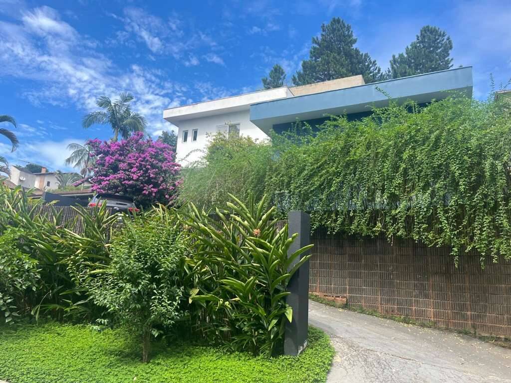 Casa à venda com 3 quartos, 682,50m² - Jardim do Golf I,