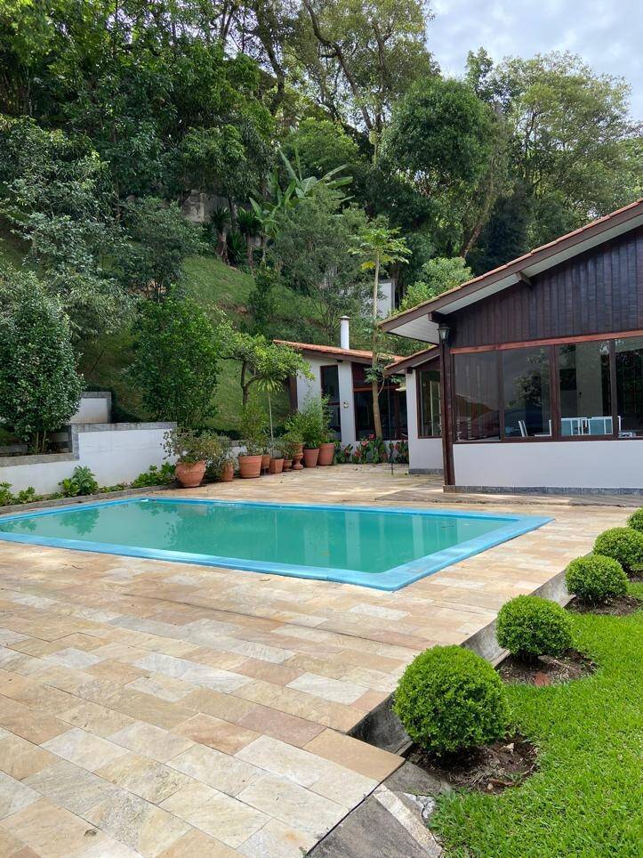 Casa de condomínio à venda com 3 quartos, 285m² - Altos de São Fernando,