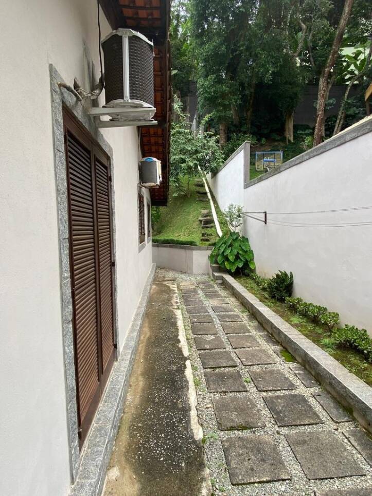 Casa de condomínio à venda com 3 quartos, 285m² - Altos de São Fernando,