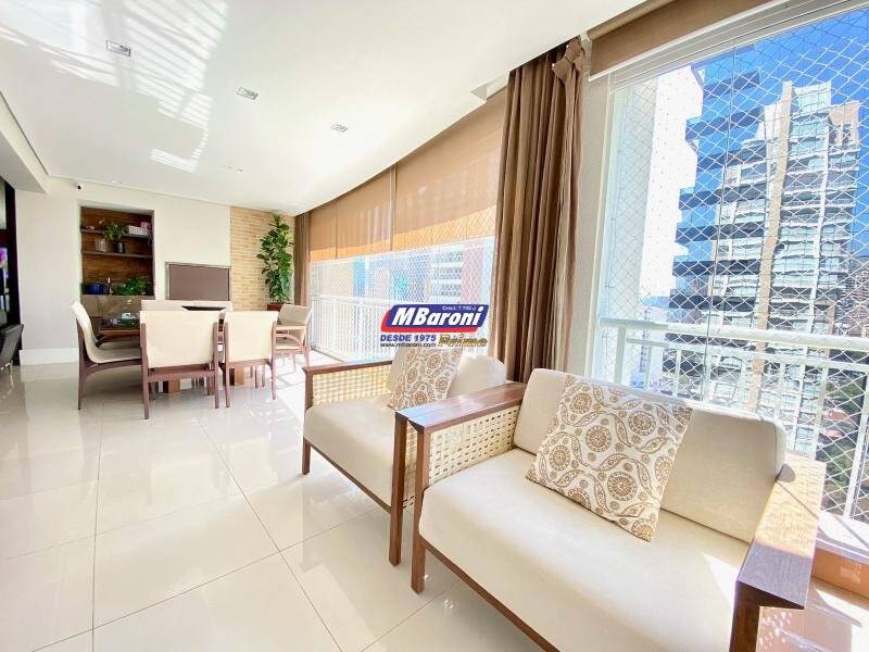 Apartamento à venda com 3 quartos, 185.00m² - Itaim Bibi,