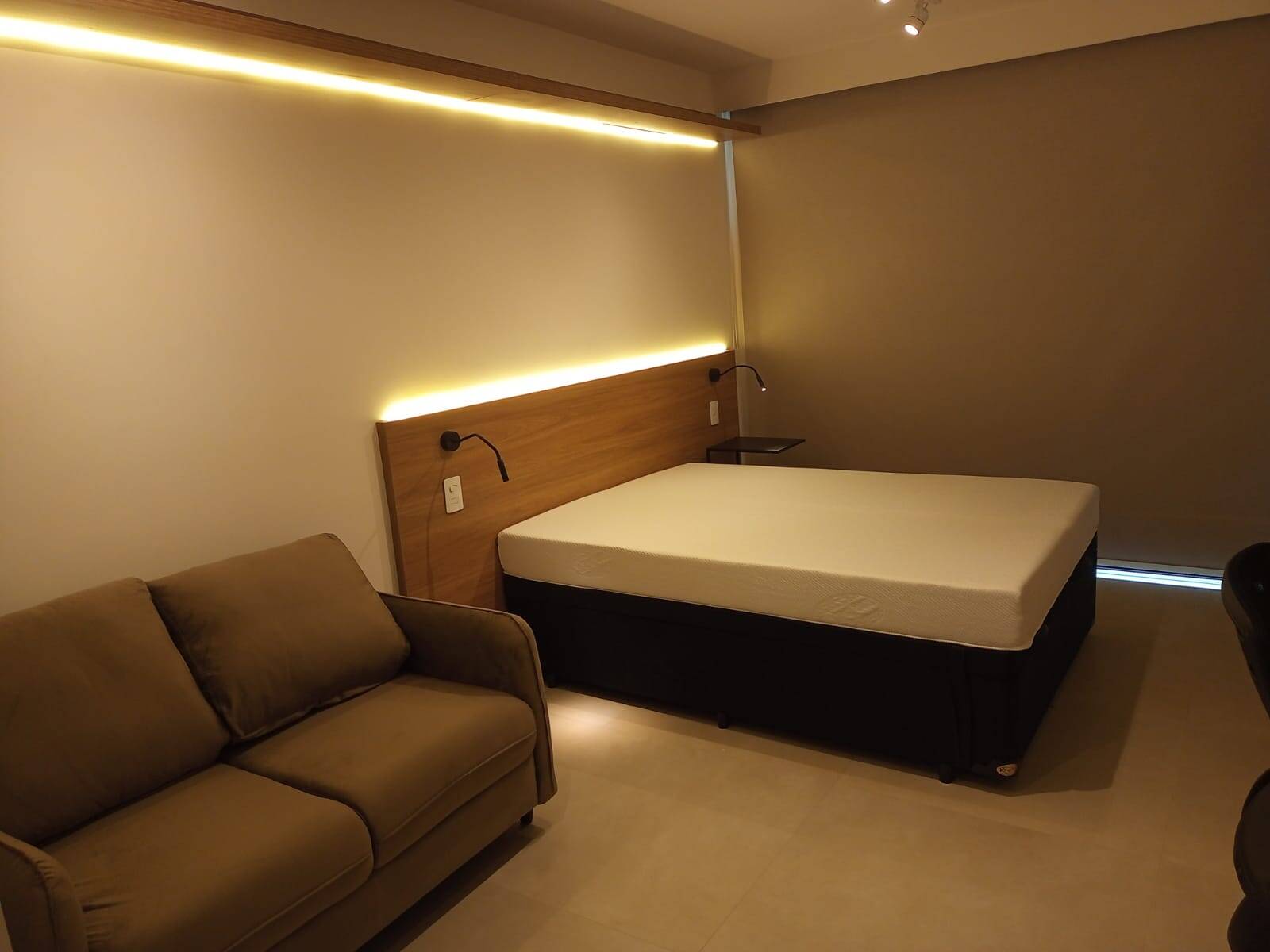  - Studio mobiliado para locação no Brooklin 33m²