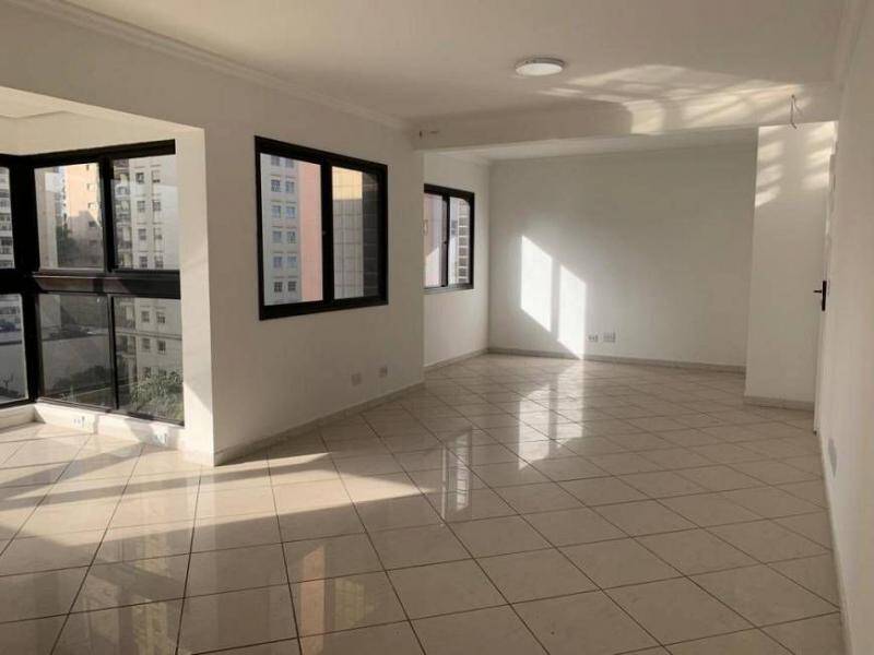 - Apartamento no Bairro VILA NOVA CONCEIÇÃO com: 127m² de Área Útil