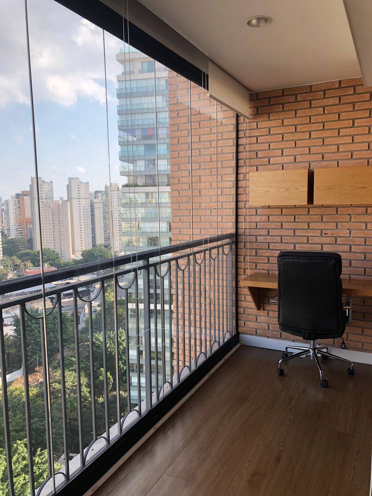  - Apartamento no Bairro VILA NOVA CONCEIÇÃO com: 96.00 m² de Área Útil