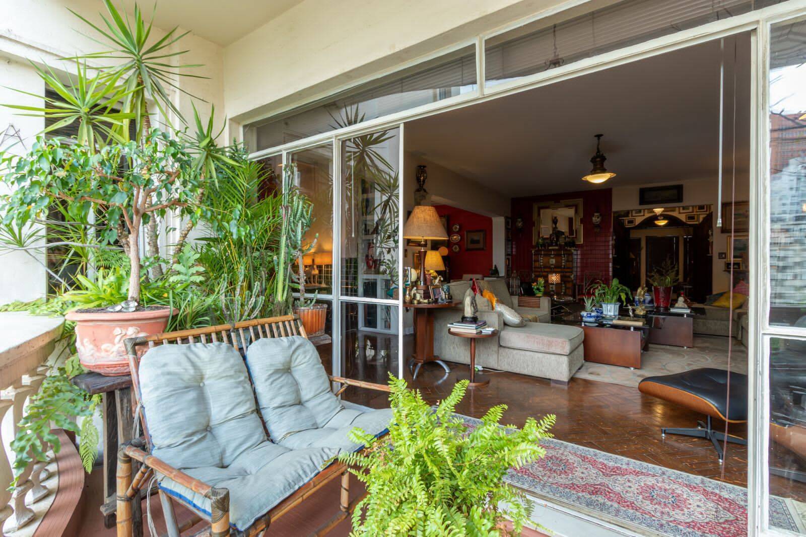 Apartamento à venda com 3 quartos, 350,00m² - Bela Vista,