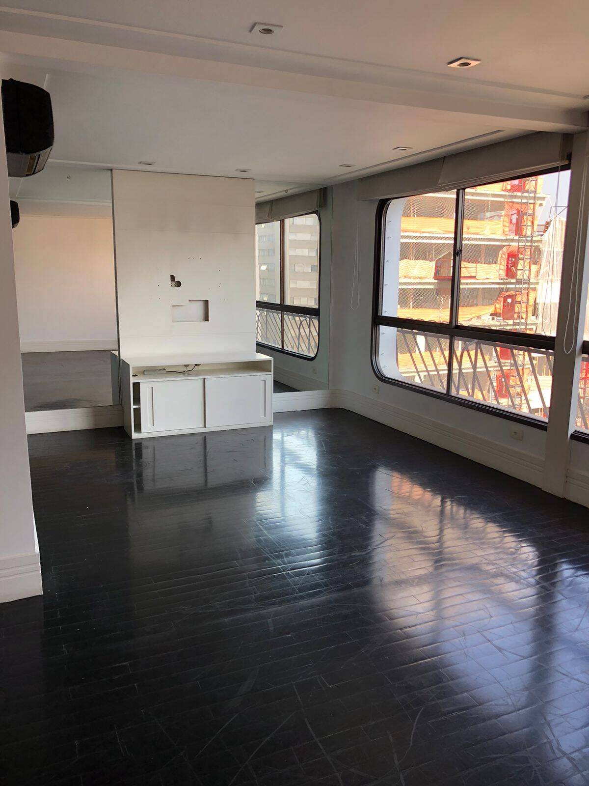  - APARTAMENTO COM 3 DORMITÓRIOS PARA LOCAÇÃO NO JARDIM PAULISTA