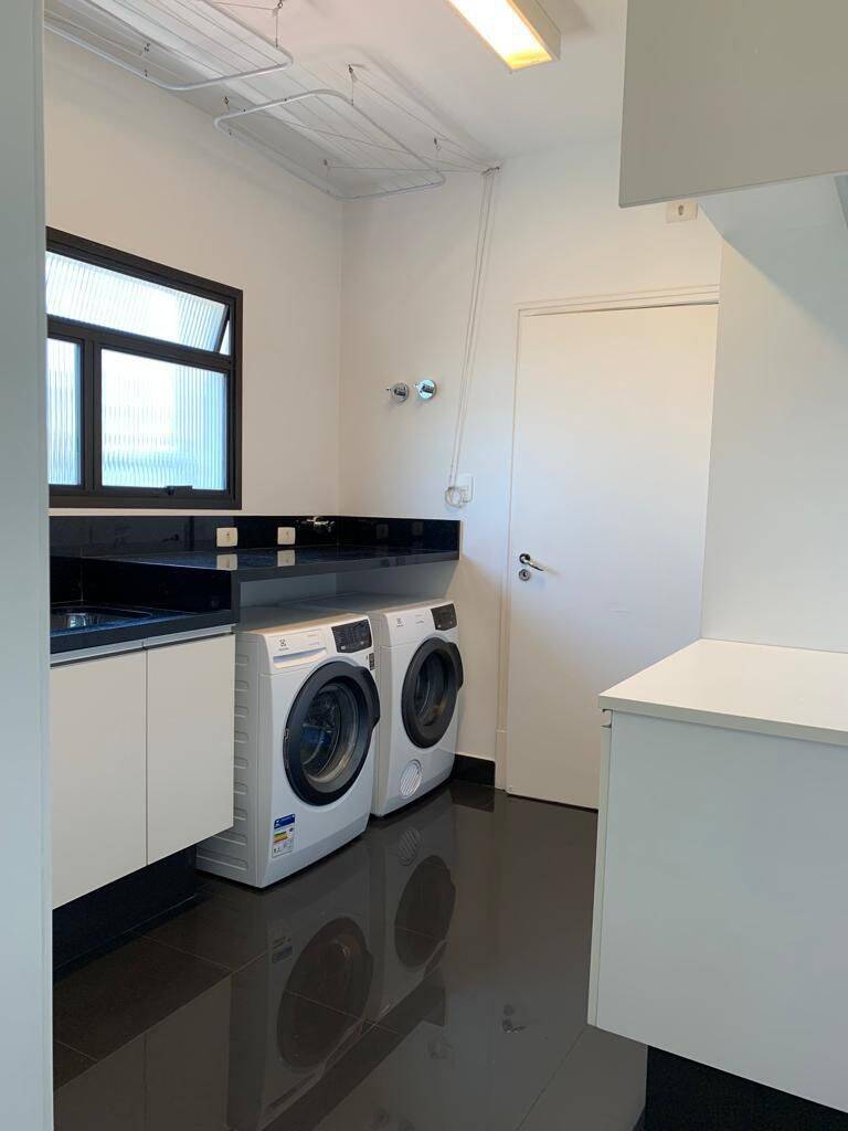  - Cobertura Duplex à venda em Moema