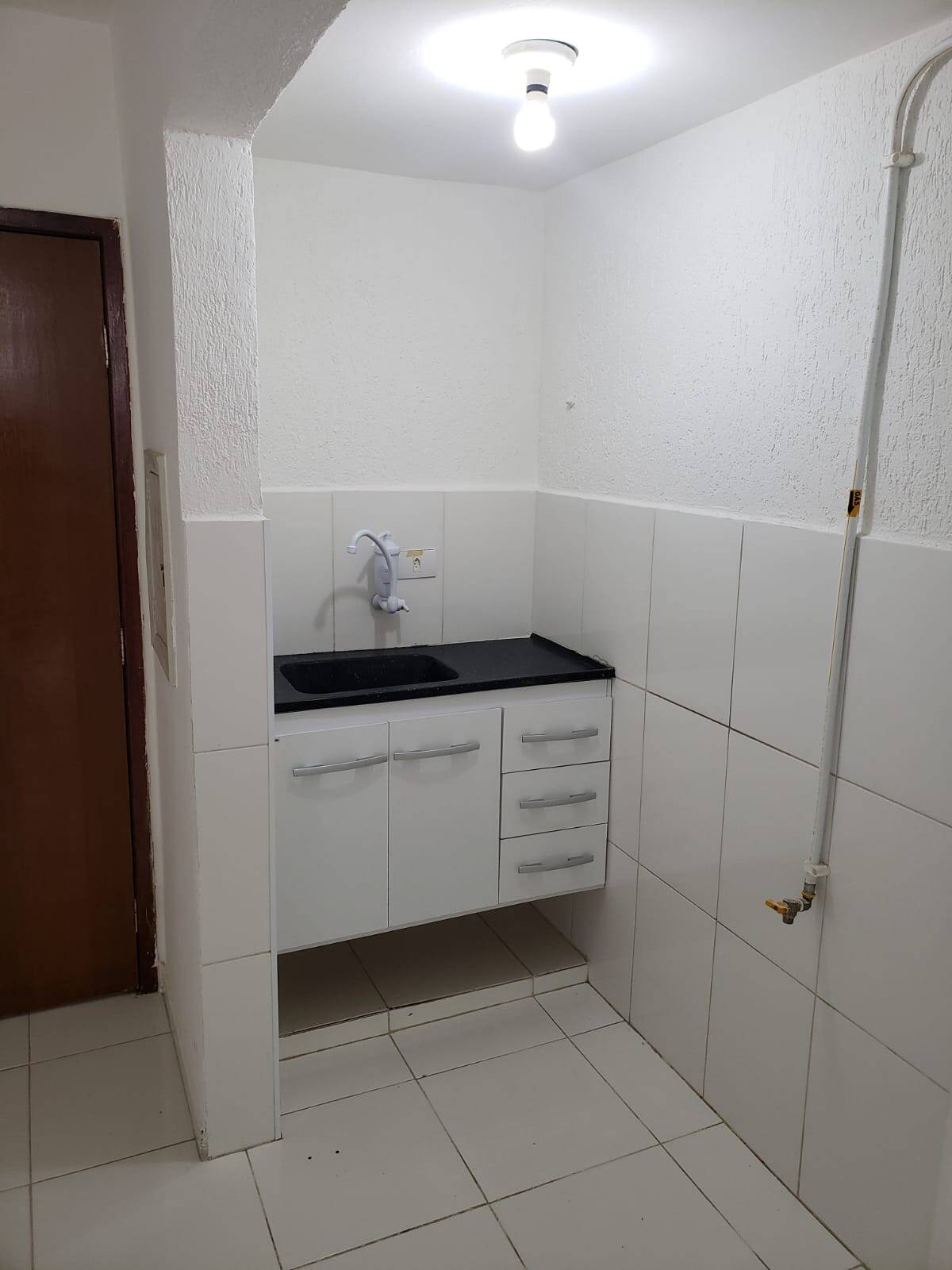  - KITNET À VENDA EM PERDIZES