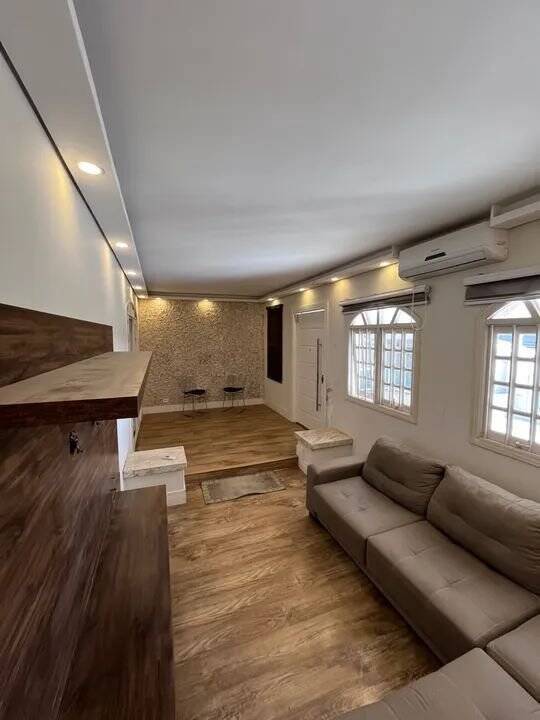 Casa Térrea na Vila do Castelo - 250m² 3 Dorm. 1 Suíte e 3 Vagas - M Baroni Prime