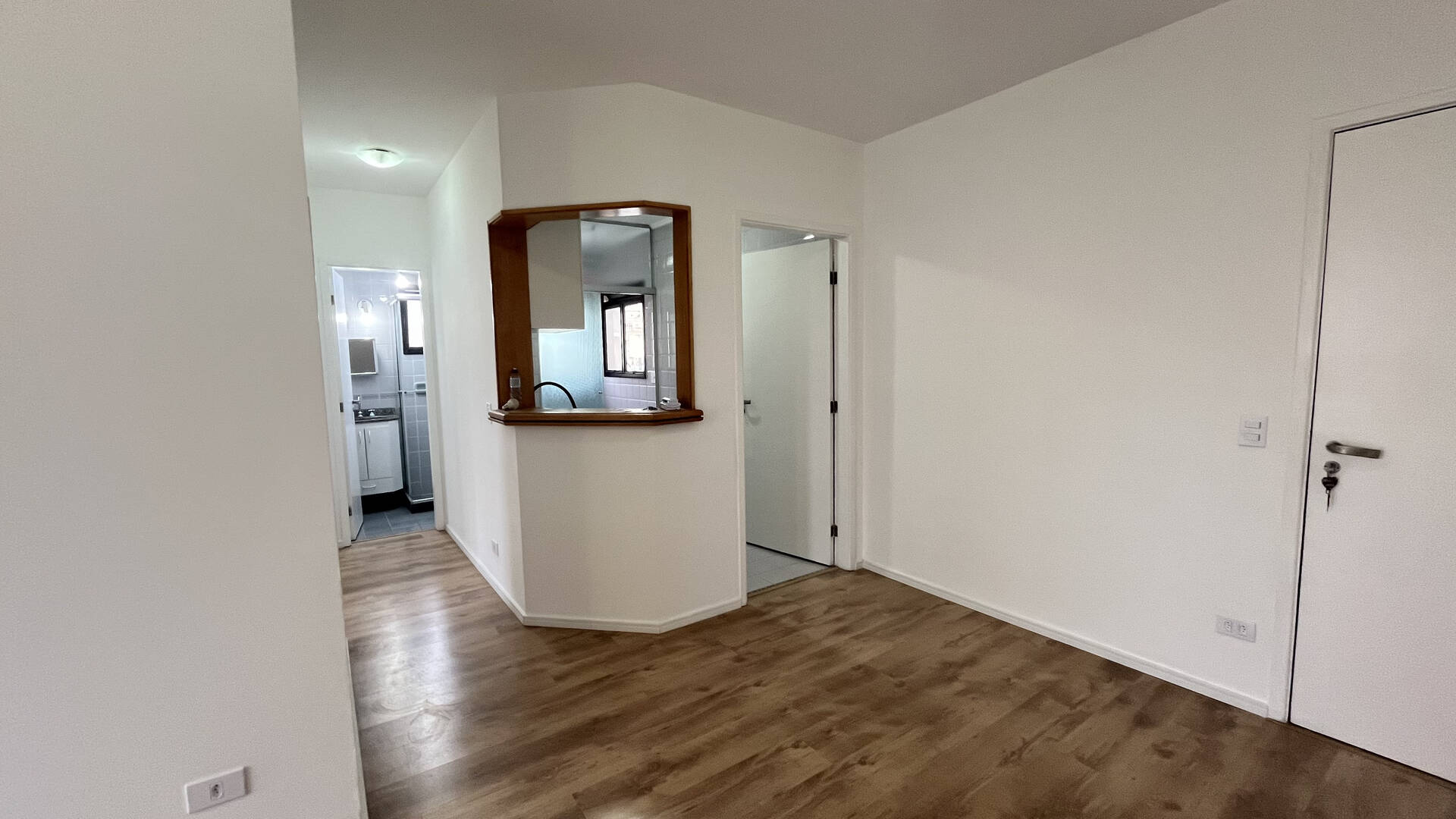  - Apartamento com 2 dormitórios para locação no Brooklin