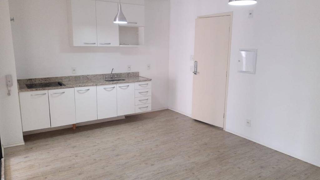  - Apartamento com 2 dormitórios para locação na Bela Vista
