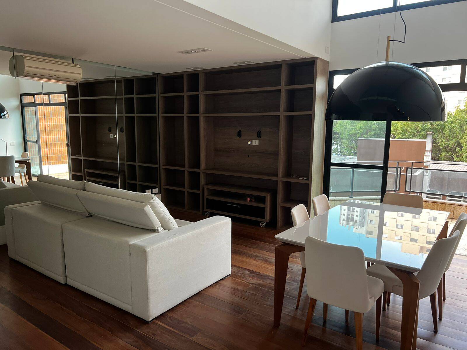  - Apartamento duplex com 2 suítes para locação em Pinheiros