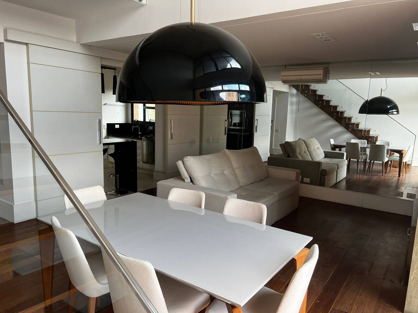 Apartamento duplex com 2 suítes para locação em Pinheiros - M Baroni Prime