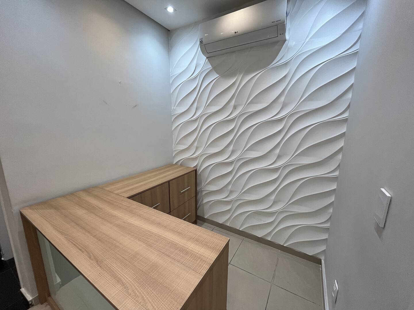  - CONJUNTO COMERCIAL COM 3 SALAS PARA LOCAÇÃO NA BELA VISTA