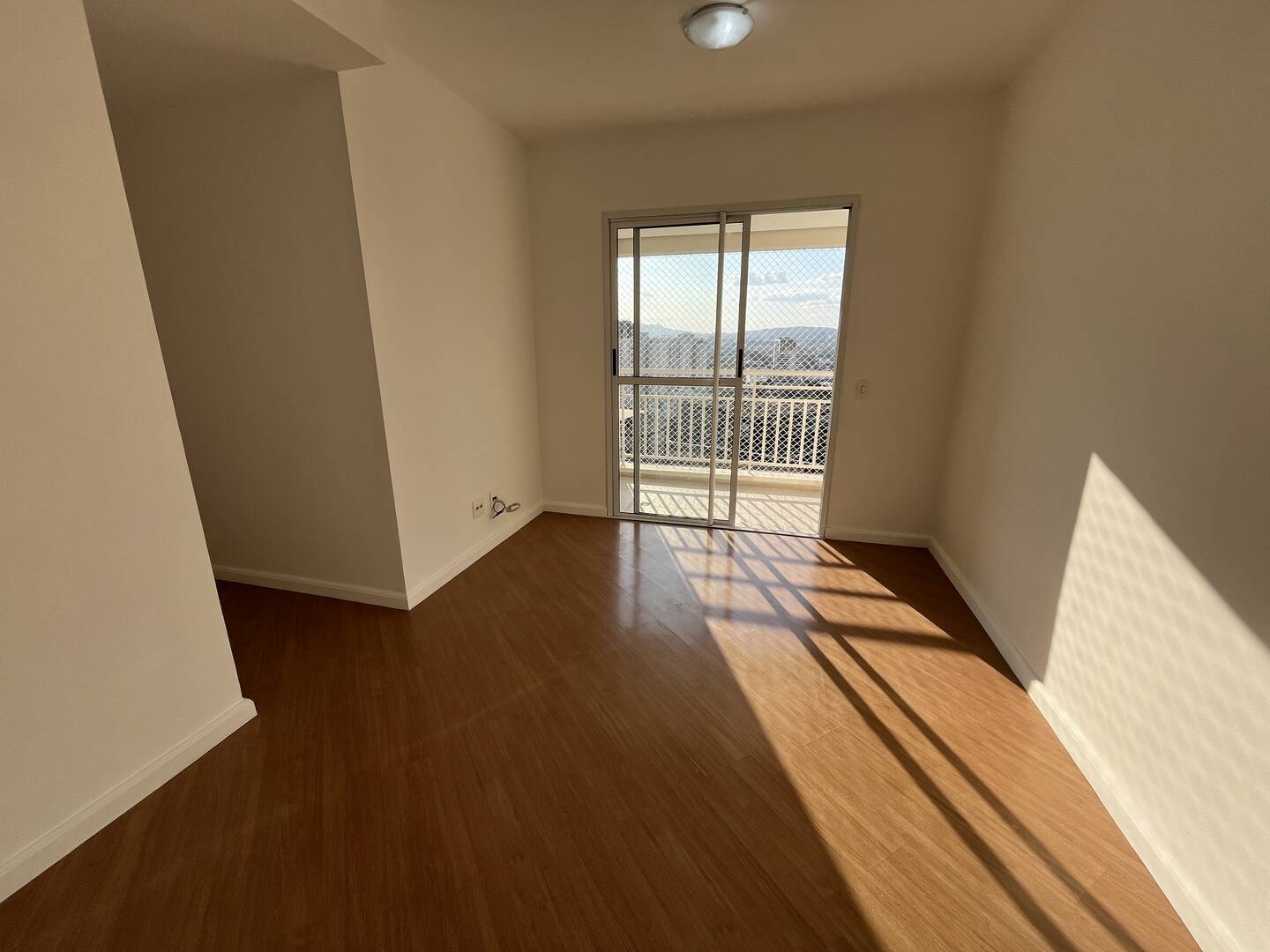 Apartamento com 2 dormitórios para locação na Barra Funda - M Baroni Prime