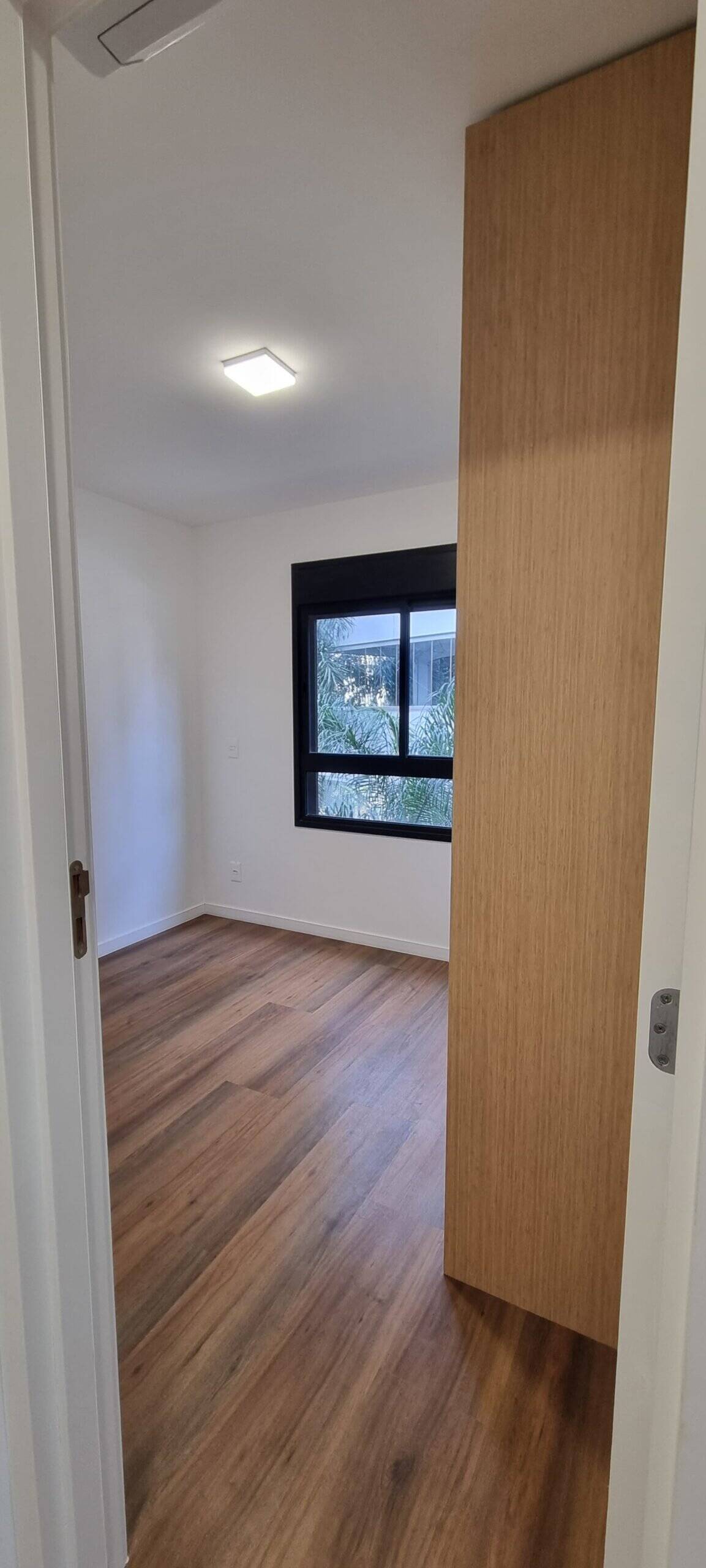  - Apartamento em Moema, para venda ou locação ,2 dormitórios 1 suíte