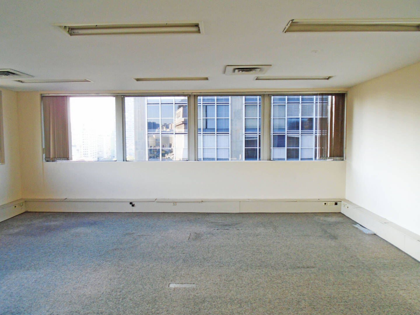 Sala comercial para alugar, 170,00m² - Centro,