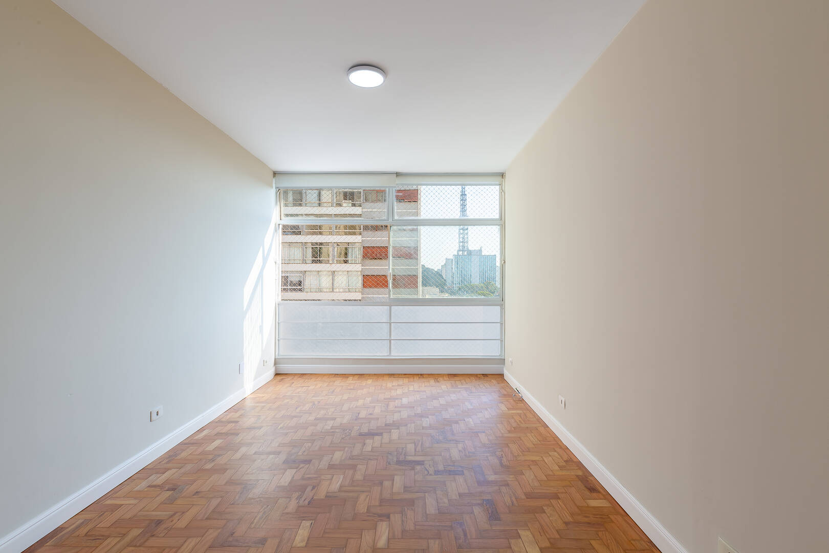  - Apartamento para Locação com 02 dormitórios e 1 Vaga, 60m - Higienópolis