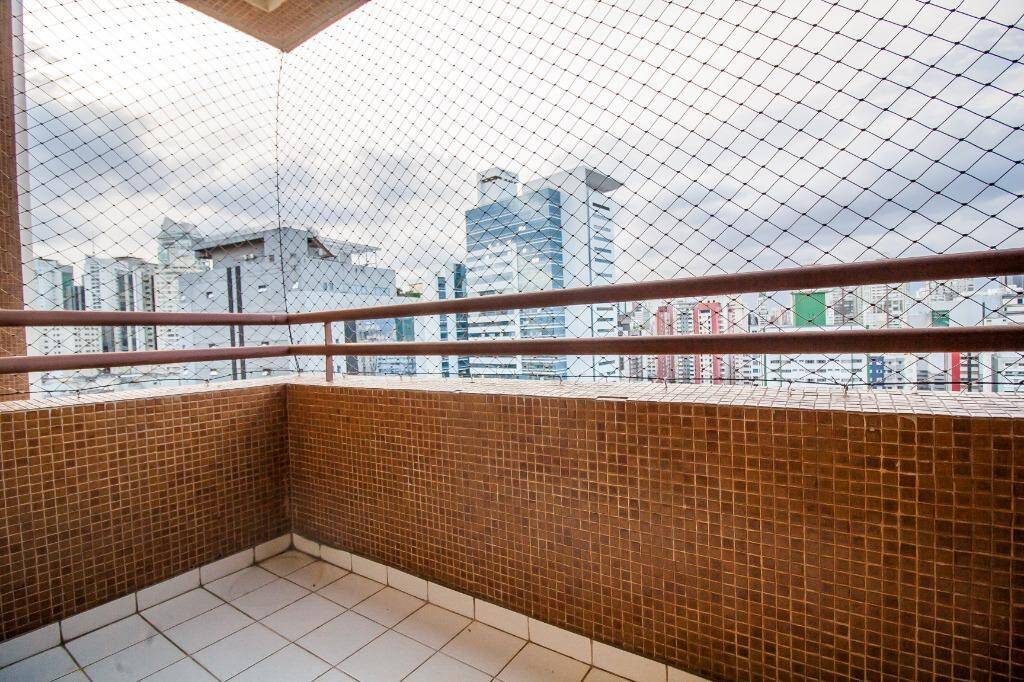  - Apartamento para Locação com 02 dormitórios e 1 Vaga, 70m - Bela Vista