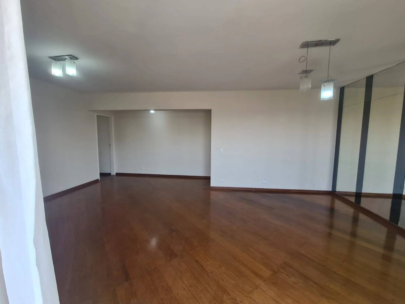 Lindo Apartamento 4 dormitórios, 2 vagas 168 m² - Saúde - M Baroni Prime