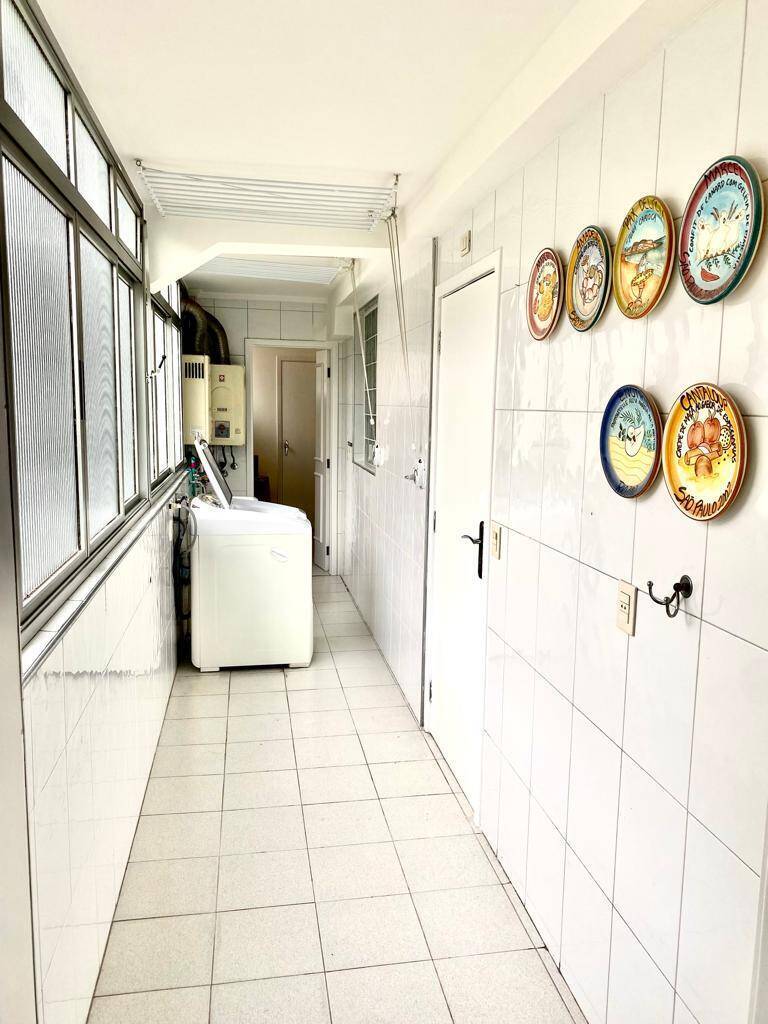  - Apartamento p/ locação ou Venda 3 suítes e 2 vagas no Jardim Paulista, 207m