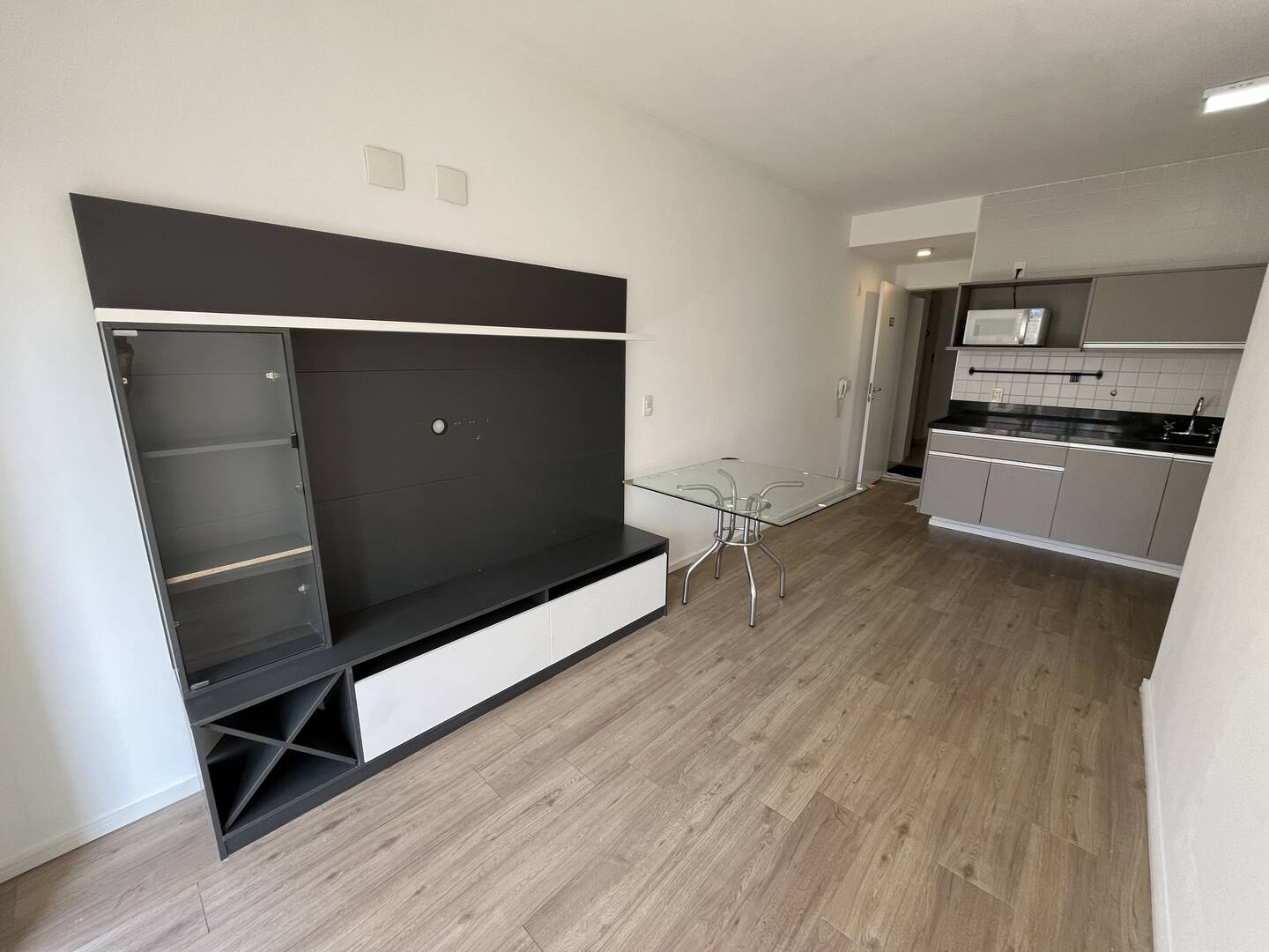 Apartamento para alugar com 1 quarto, 43,00m² - Jardim Portal I e Ii,