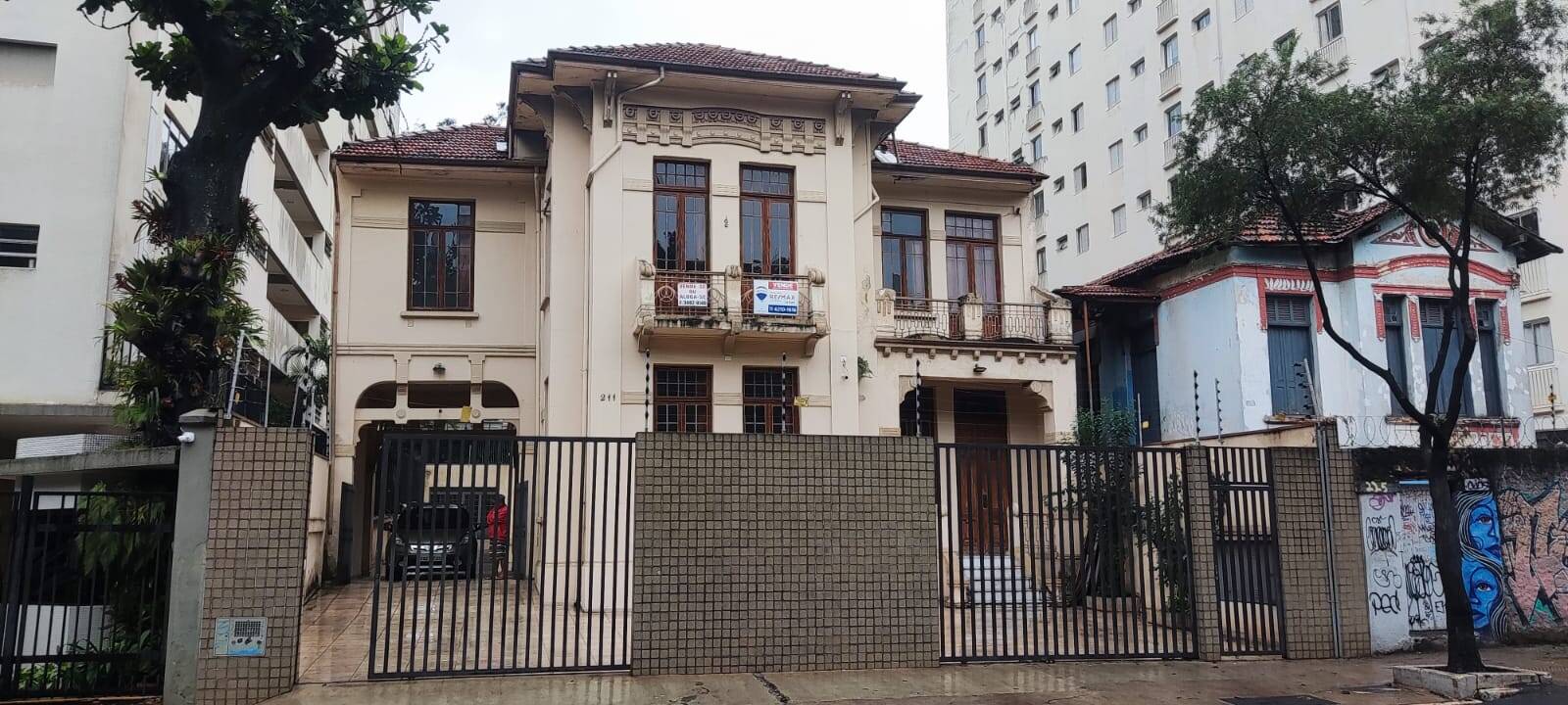 Casa à venda na Consolação - SP - M Baroni Prime
