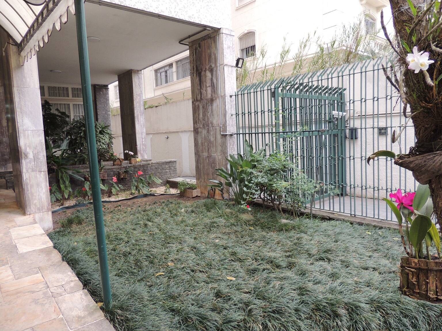 Apartamento à venda com 3 quartos, 186m² - Bela Vista,