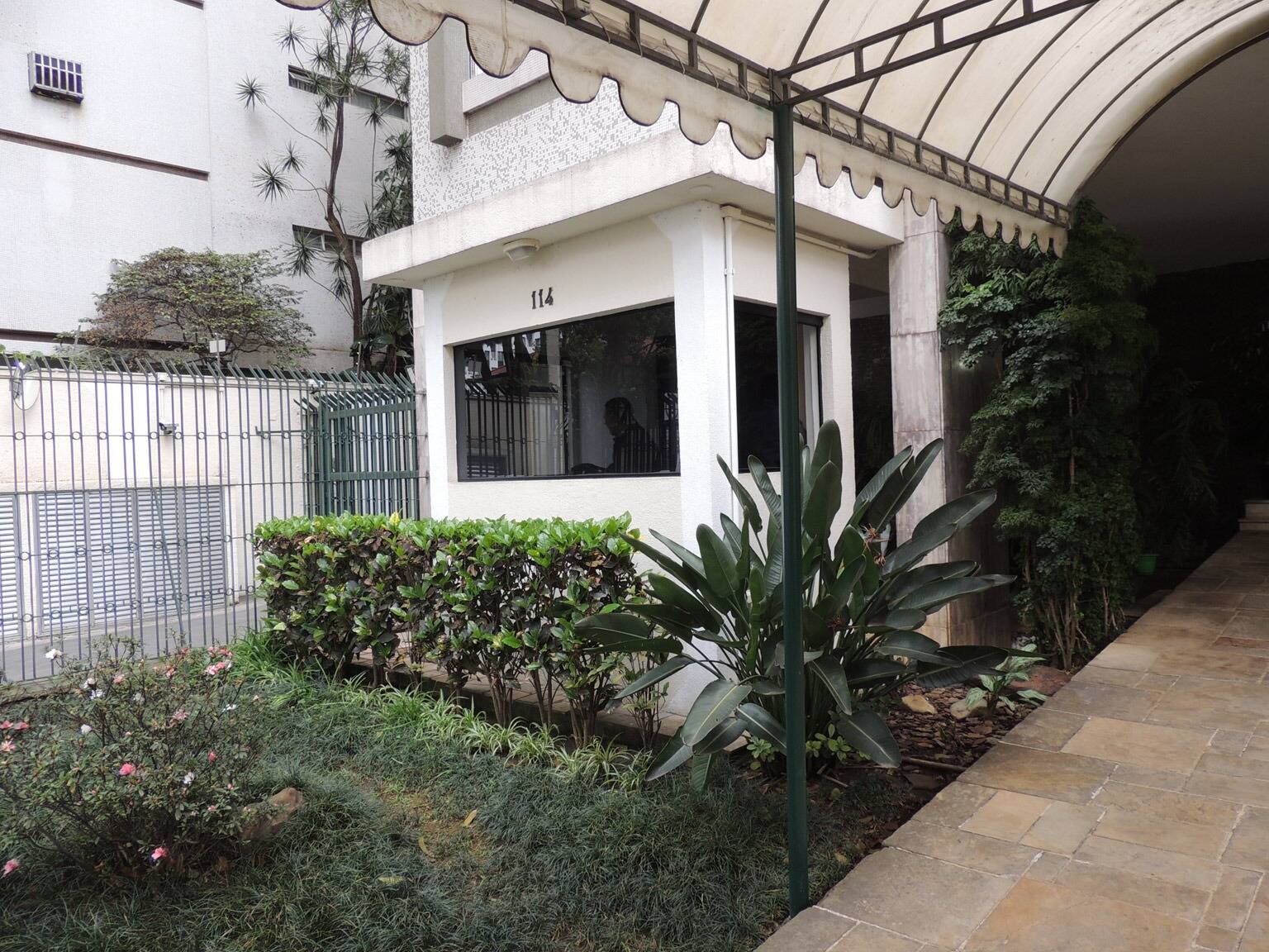 Apartamento à venda com 3 quartos, 186m² - Bela Vista,