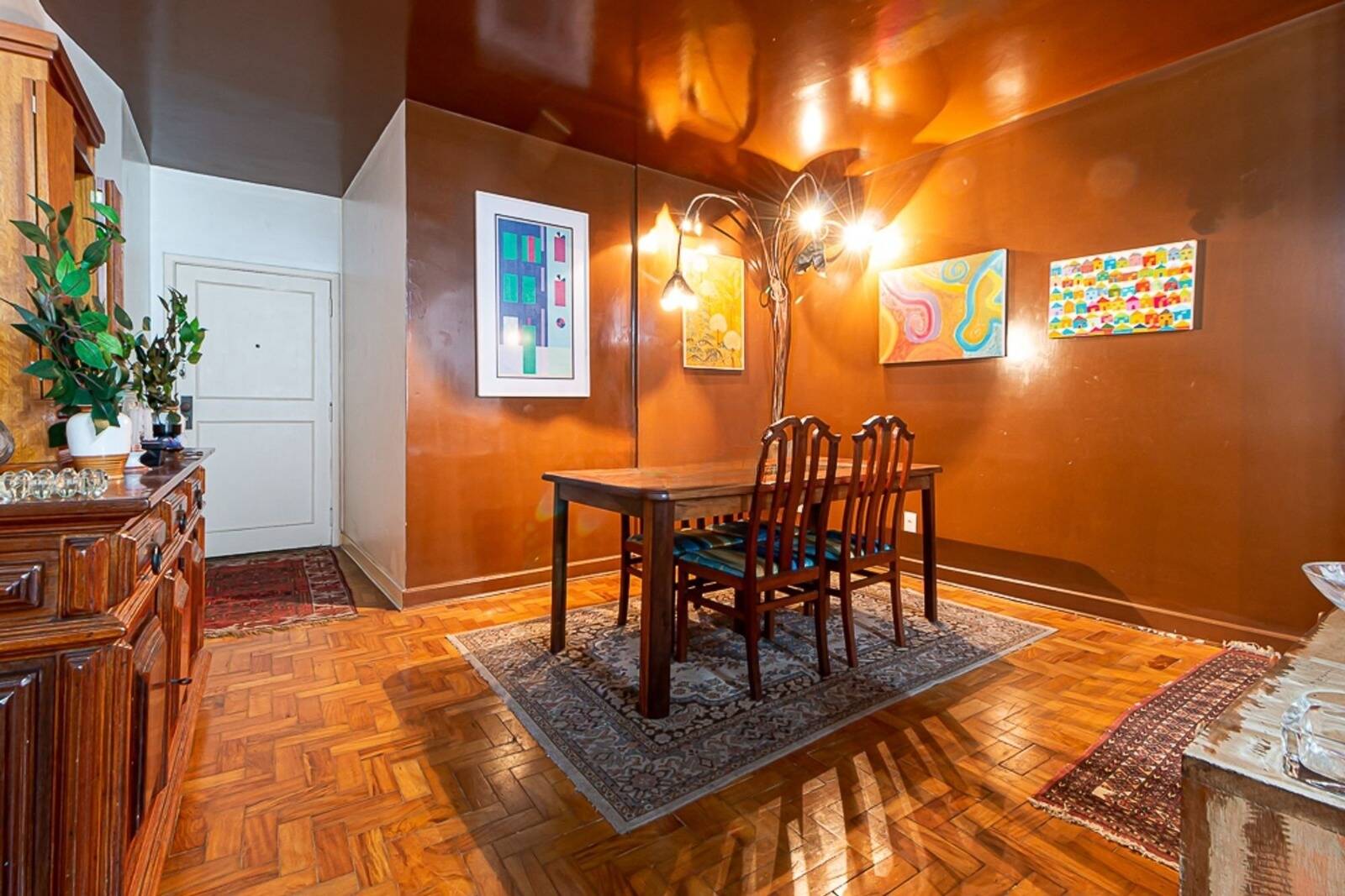  - Apartamento com 3 dormitórios à venda no Jardim Paulista