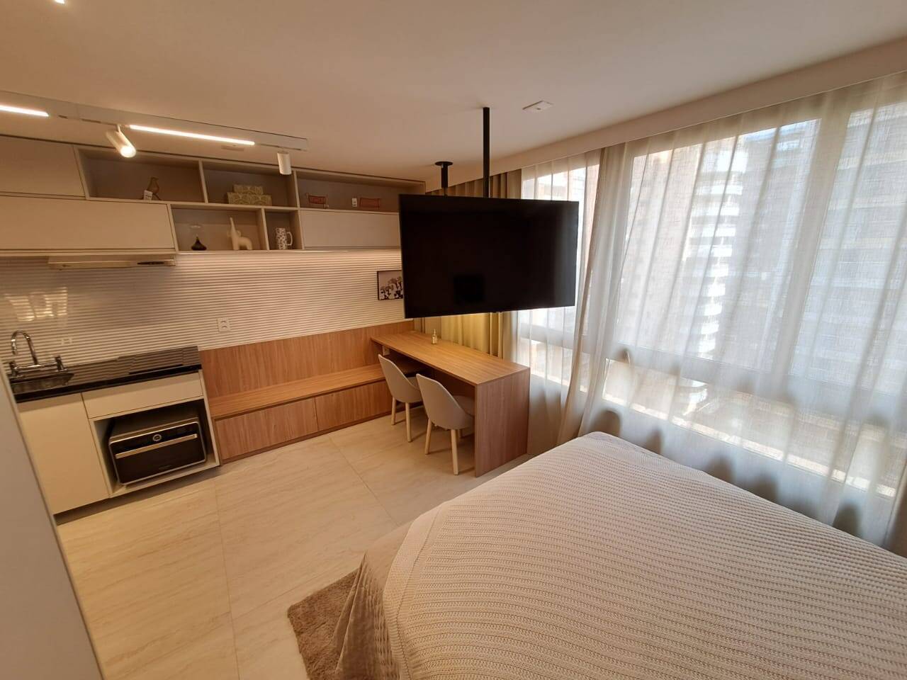  - APARTAMENTO PARA LOCAÇÃO , PINHEIROS , 1 DORM , 20M2 , 1 VAGA