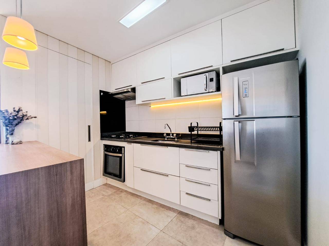  - Apartamento para locação 2 dormitórios 1 suíte 1 vaga, 68 m² - Pinheiros