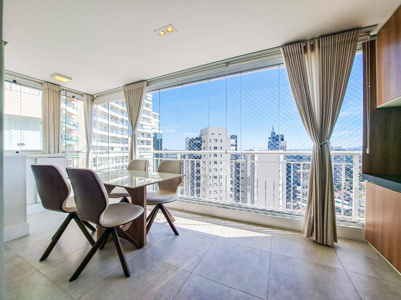 Apartamento para locação 2 dormitórios 1 suíte 1 vaga, 68 m² - Pinheiros - M Baroni Prime