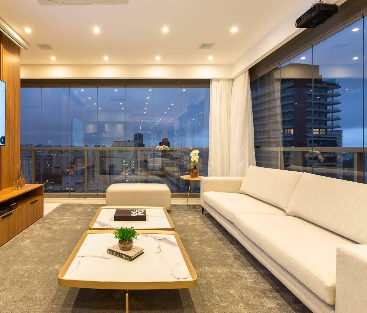  - Apartamento com 2 dormitórios à venda na Oscar Freire