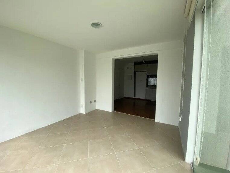  - Apartamento com 1 dormitório à venda na Santa Cecilia