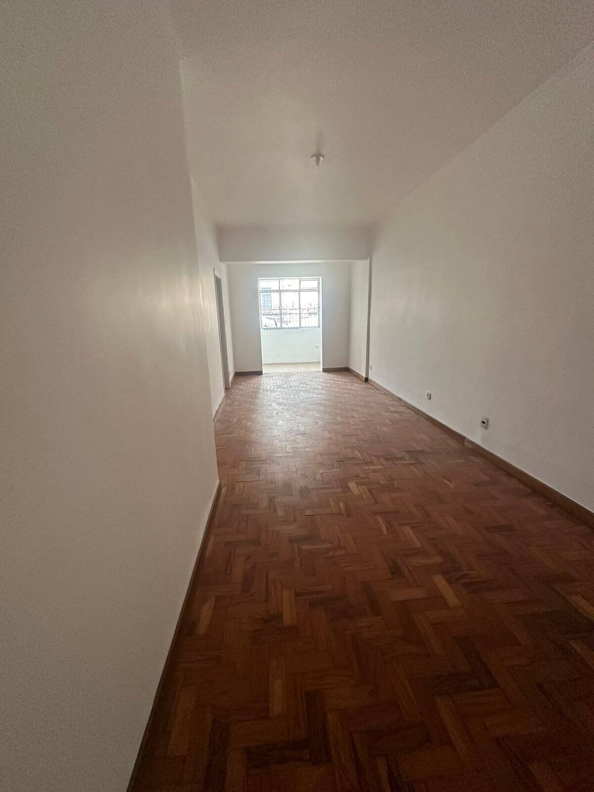 Apartamento à venda com 2 quartos, 81,00m² - Pinheiros,