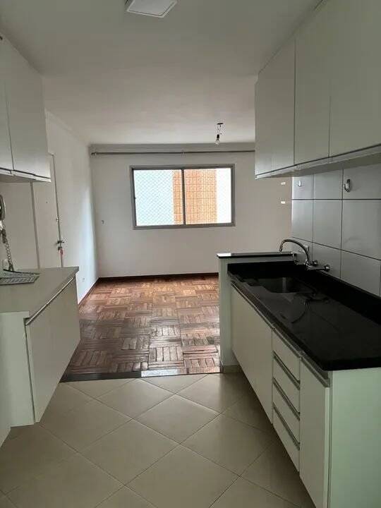 Apartamento com 3 dormitórios para locação no Campo Belo - M Baroni Prime