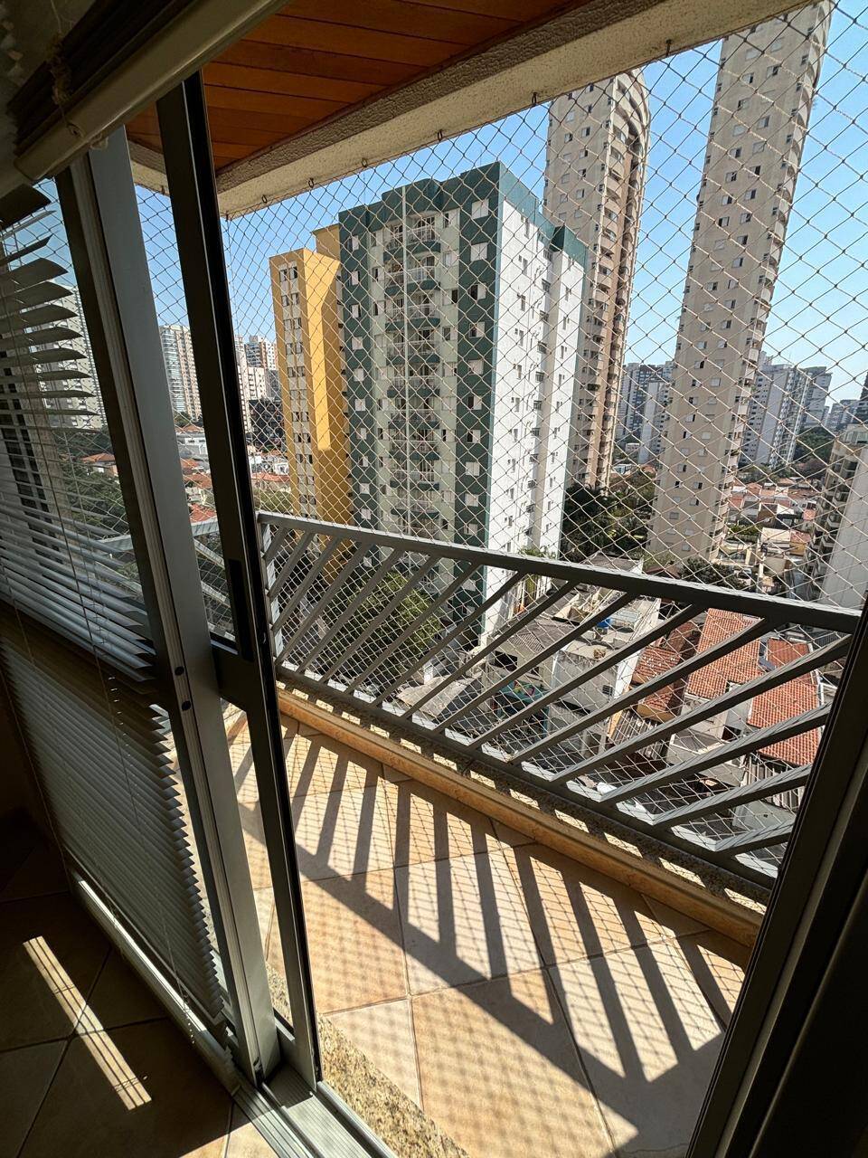  - Apartamento com 3 dormitórios para locação na Pompeia