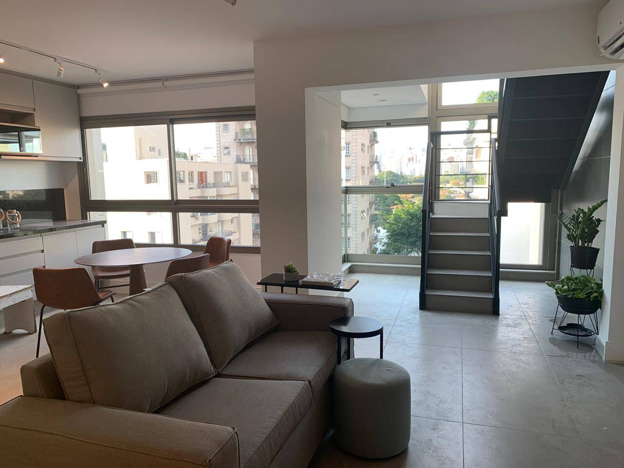  - Apartamento duplex com 1 dormitório para locação no Jardim Paulista