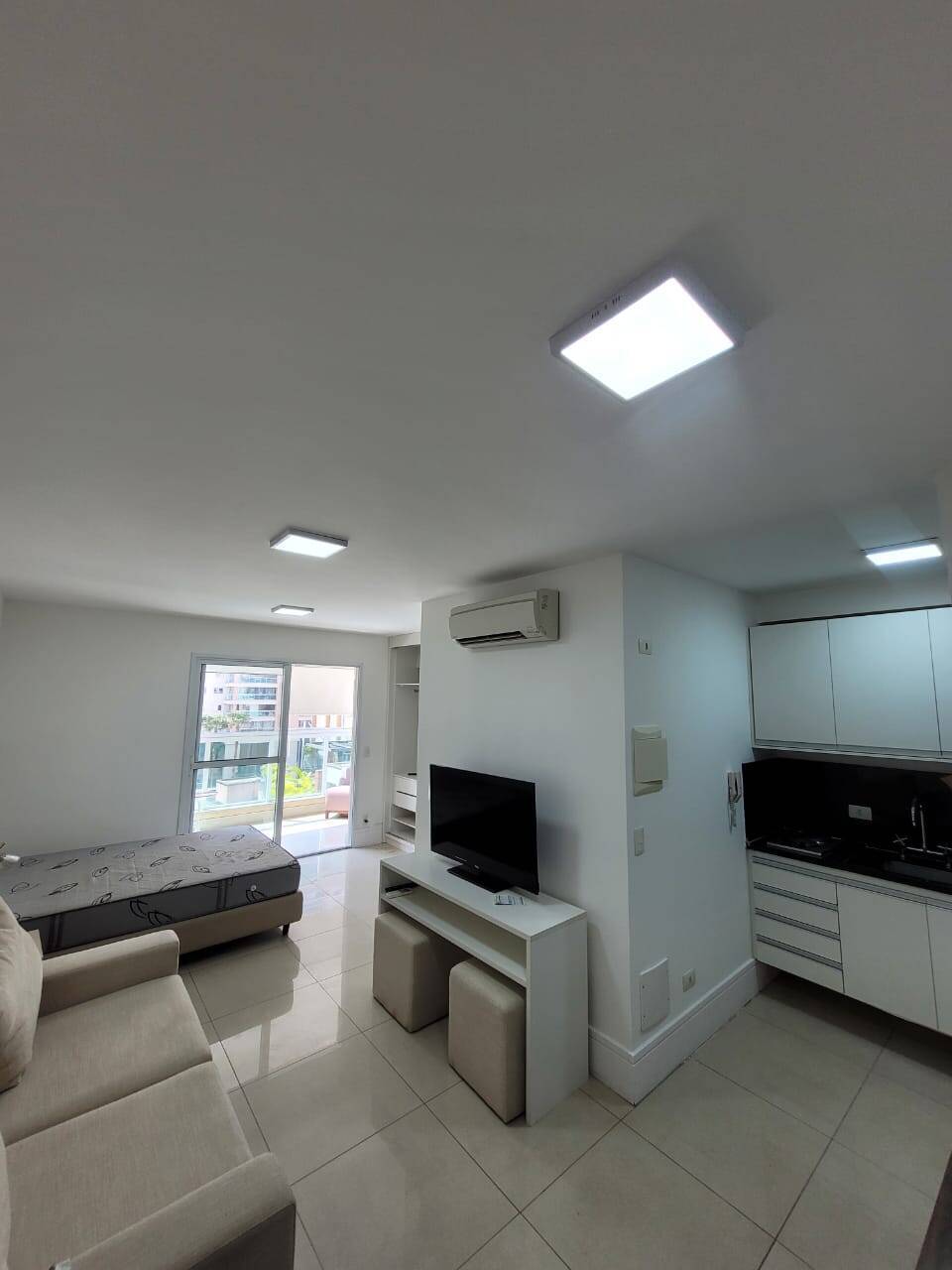  - Studio para locação com varanda mobiliado, 35 m² - Itaim Bibi