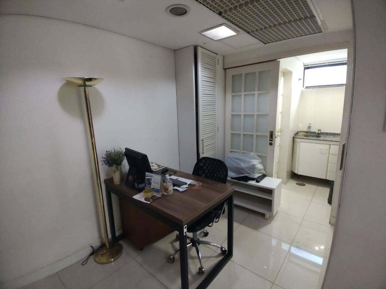  - Conjunto comercial com 2 salas para locação em Moema