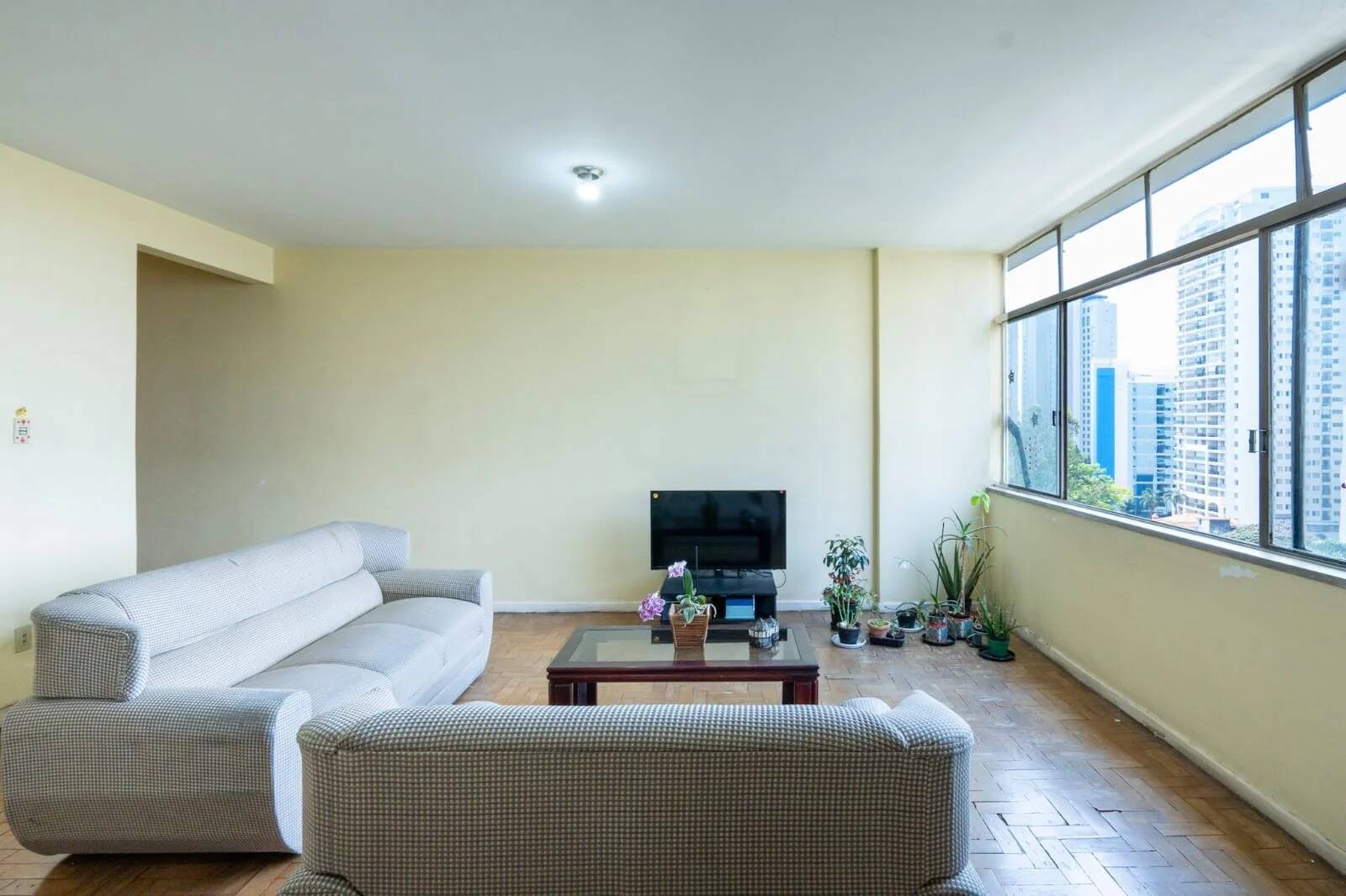 Apartamento à venda com 2 quartos, 74,00m² - Santo Amaro,