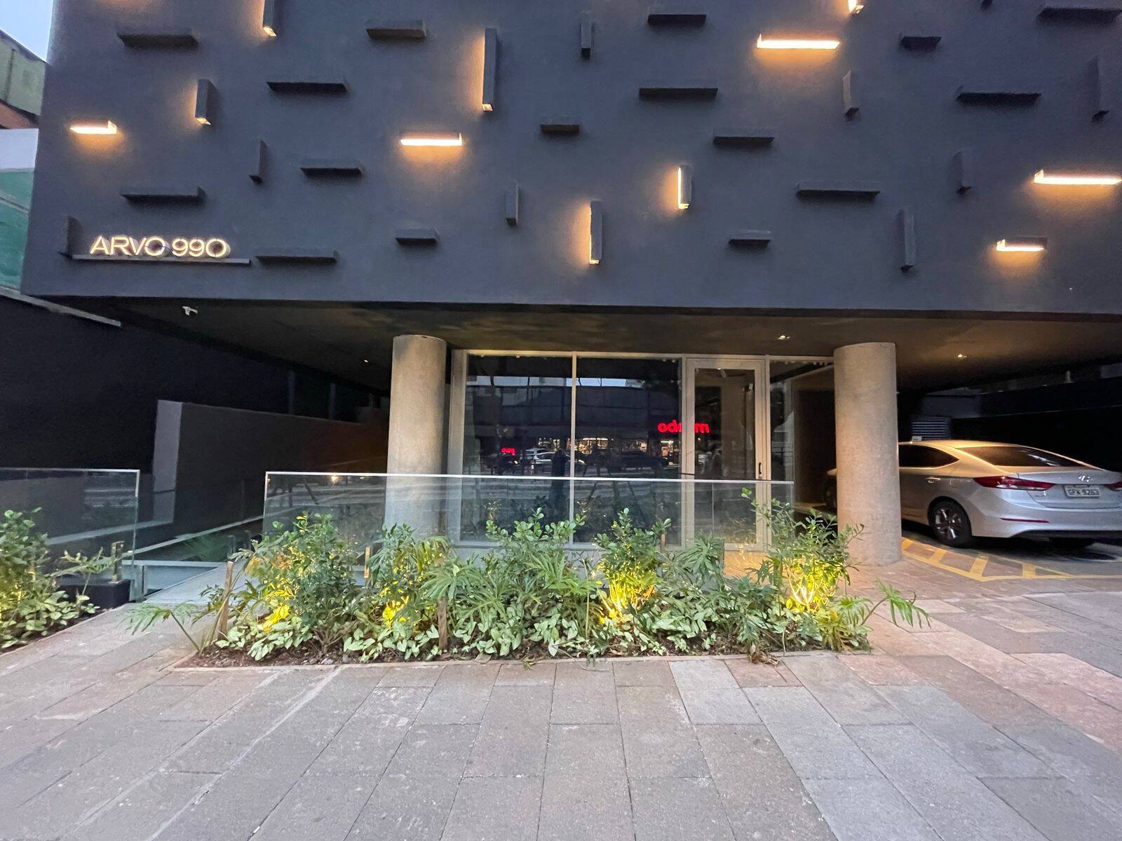  - Loja com 389m² para locação em Pinheiros