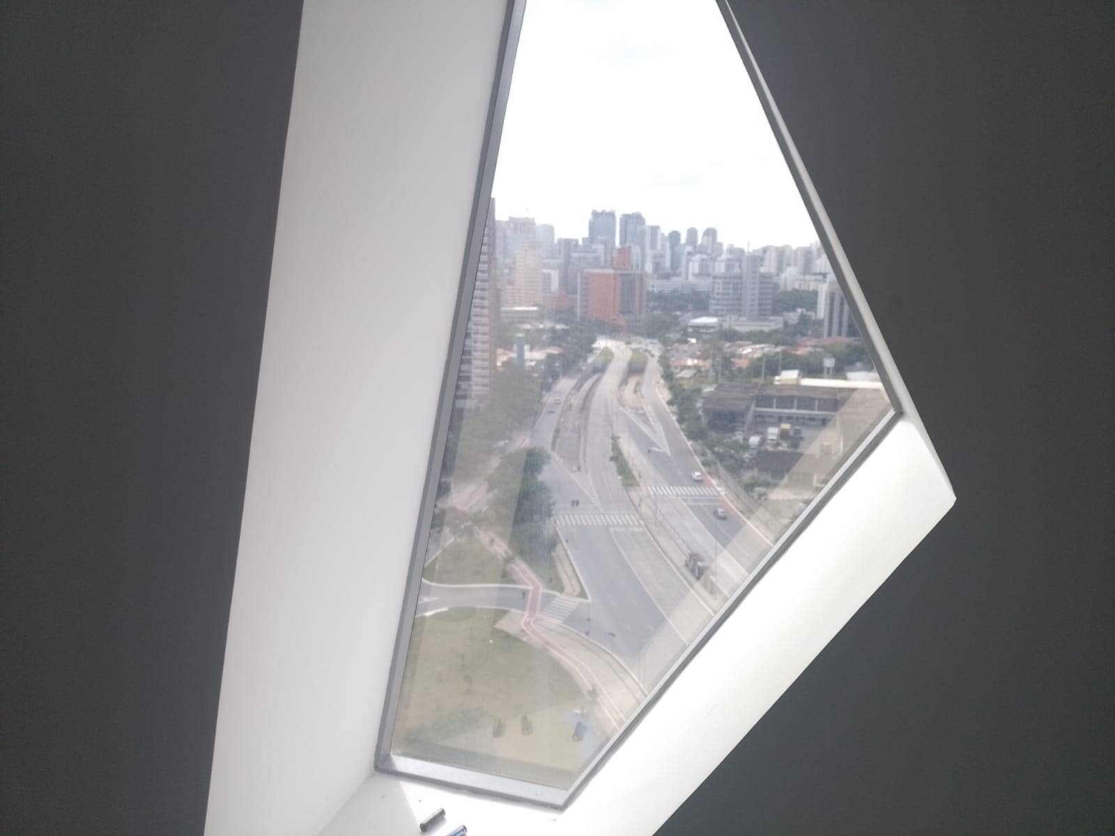  - Conjunto comercial para locação na Chacara Santo Antonio