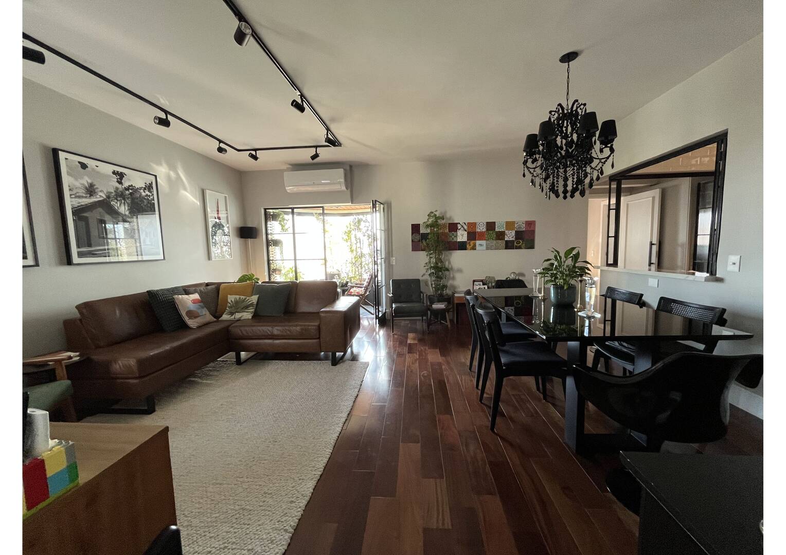 Apartamento com 3 dormitórios à venda em Pinheiros - M Baroni Prime