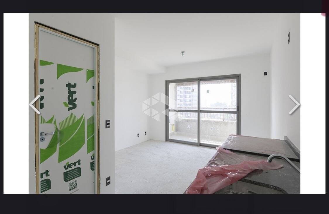  - Studio moderno com varanda e vista espetacular