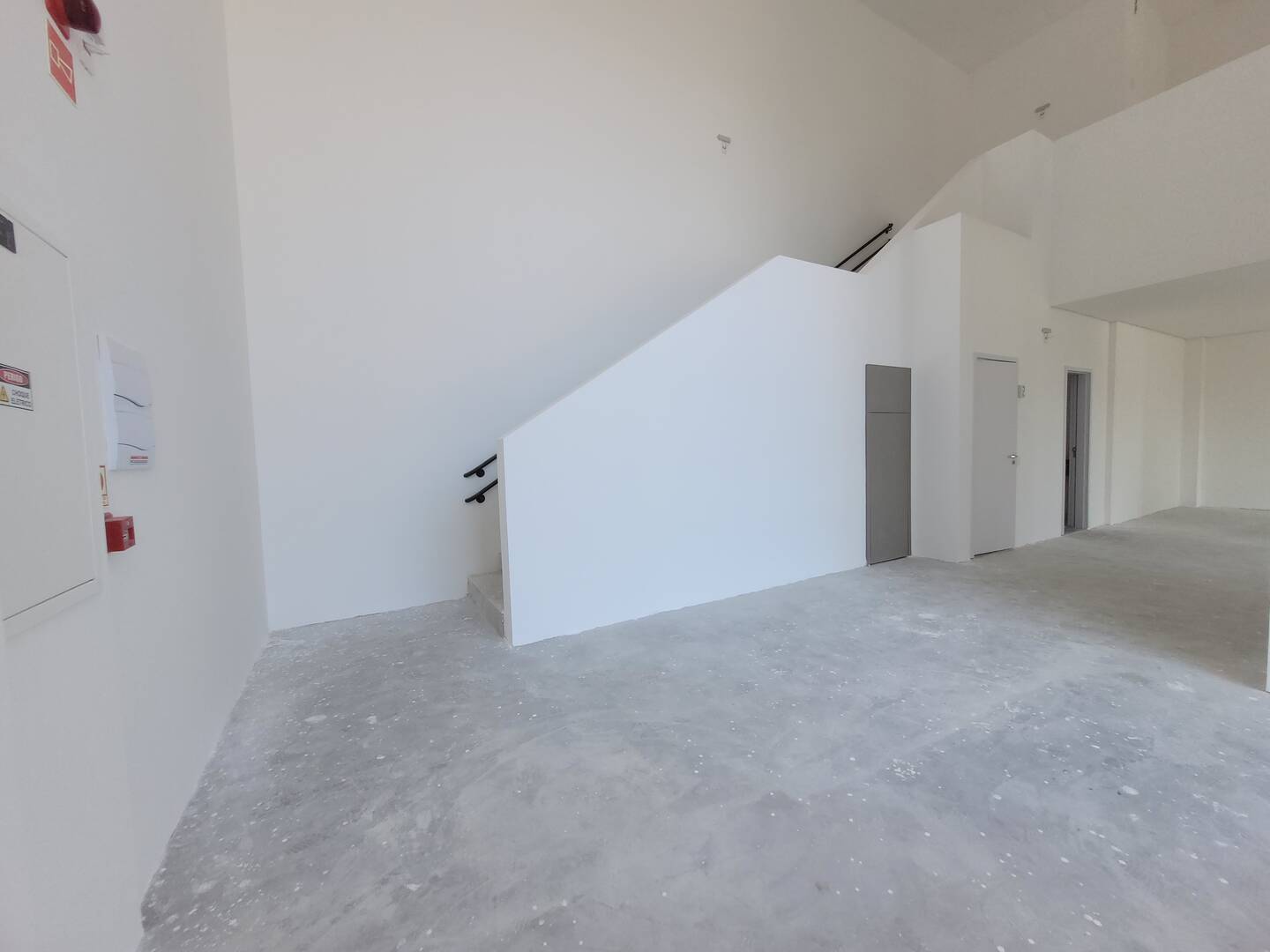  - Loja Comercial Novo perto Metrô Borba Gato